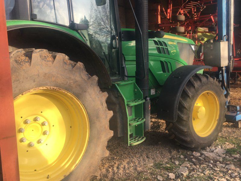 John Deere 6130 m