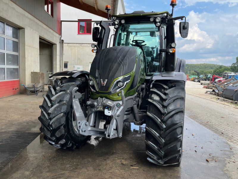 Valtra T175 A Forst mit FK+Rüfa