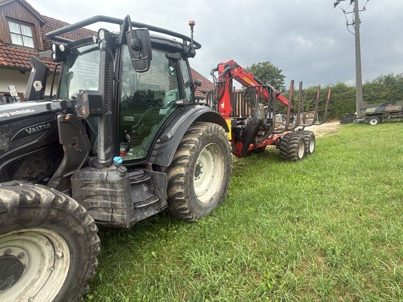 Valtra N 134 A mit Rüfa
