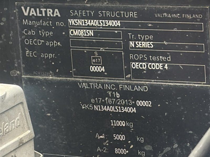 Valtra N 134 A mit Rüfa