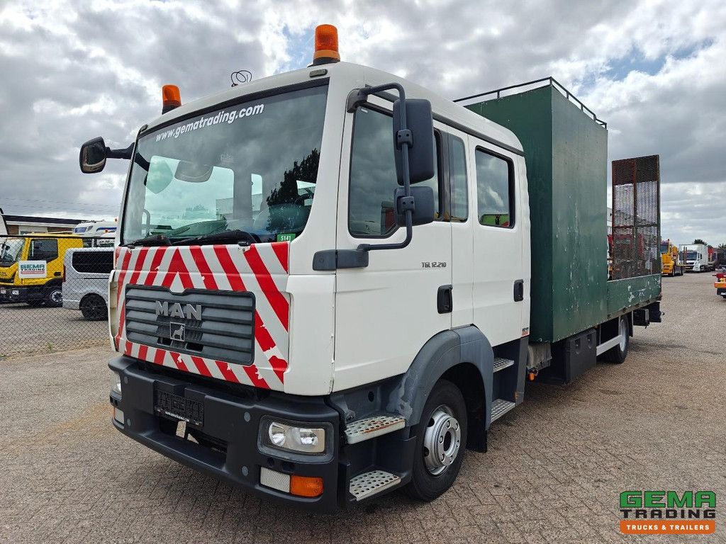 MAN TGL 12.210 4x2 Double Cab Euro4 - Doka - Open Load Bed + Hydraulic Ramp - Manual Transmission
