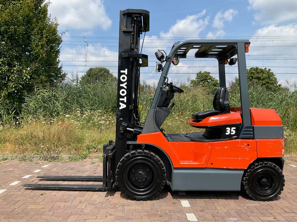 Toyota 7FBJ35 3500KG 5.50METER HEFTRUCK