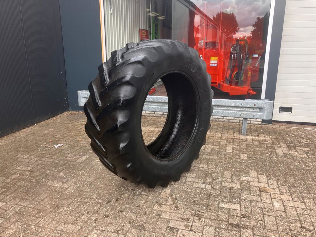 Goodyear 600/65R38 DT820