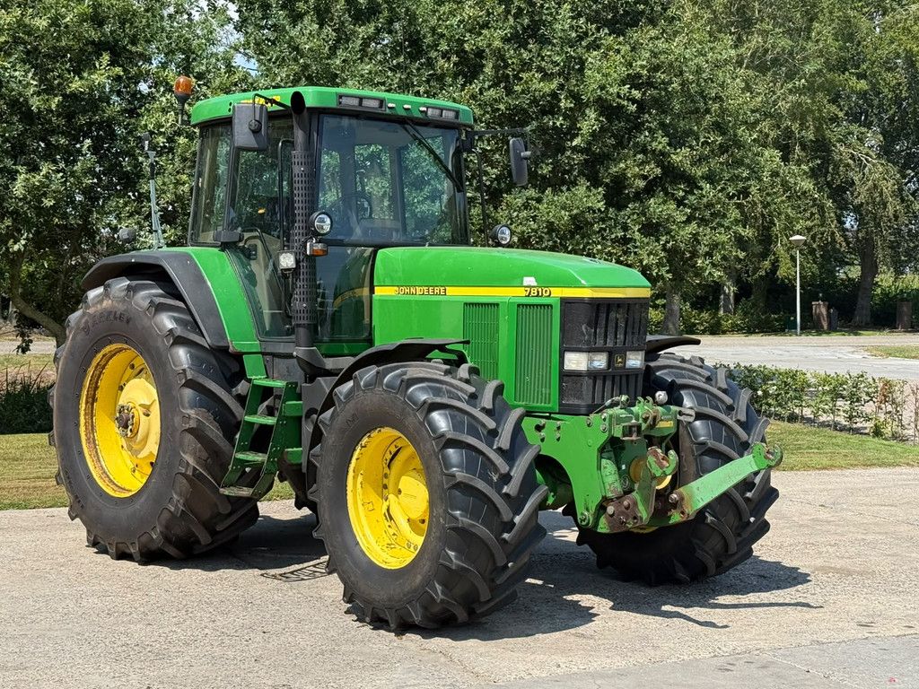 John Deere 7810 7810