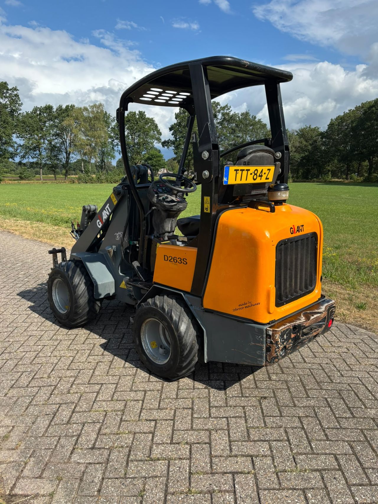 Giant 263 S