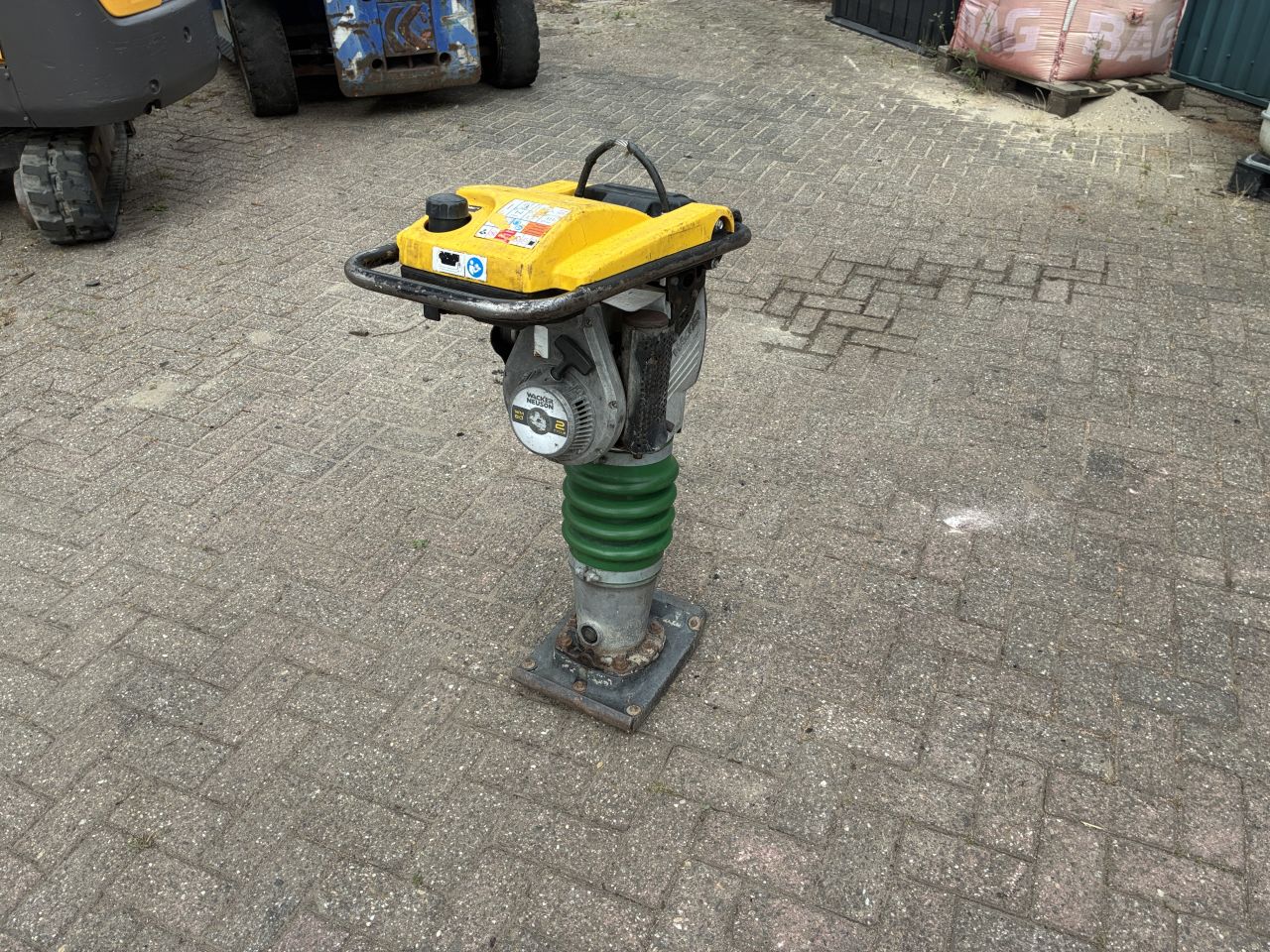 Wacker stamper WM80