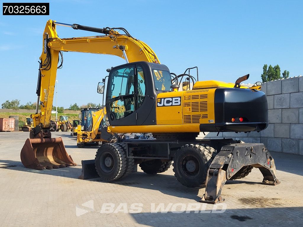 JCB JS200 W