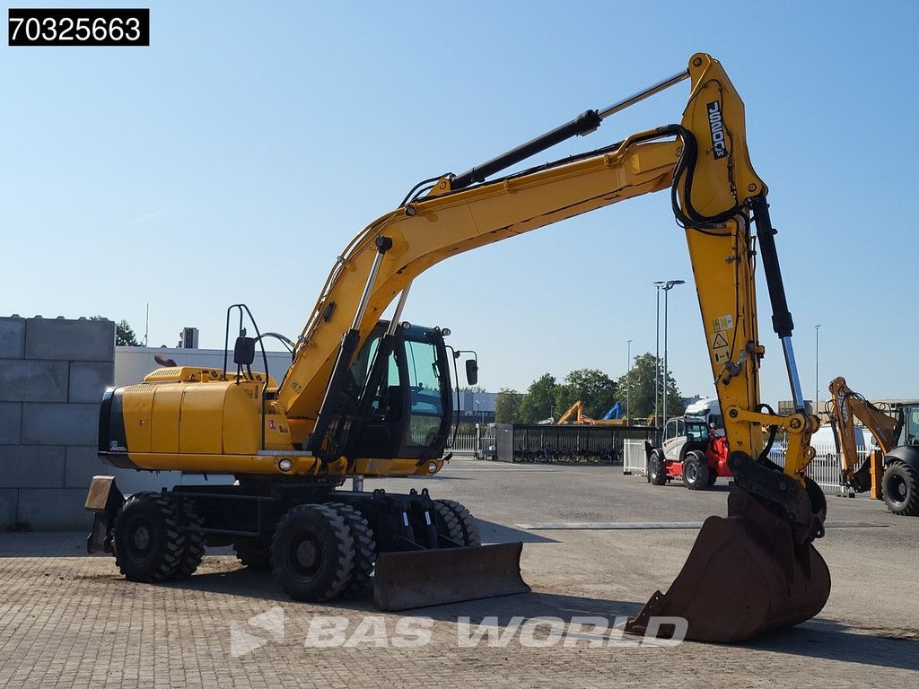 JCB JS200 W