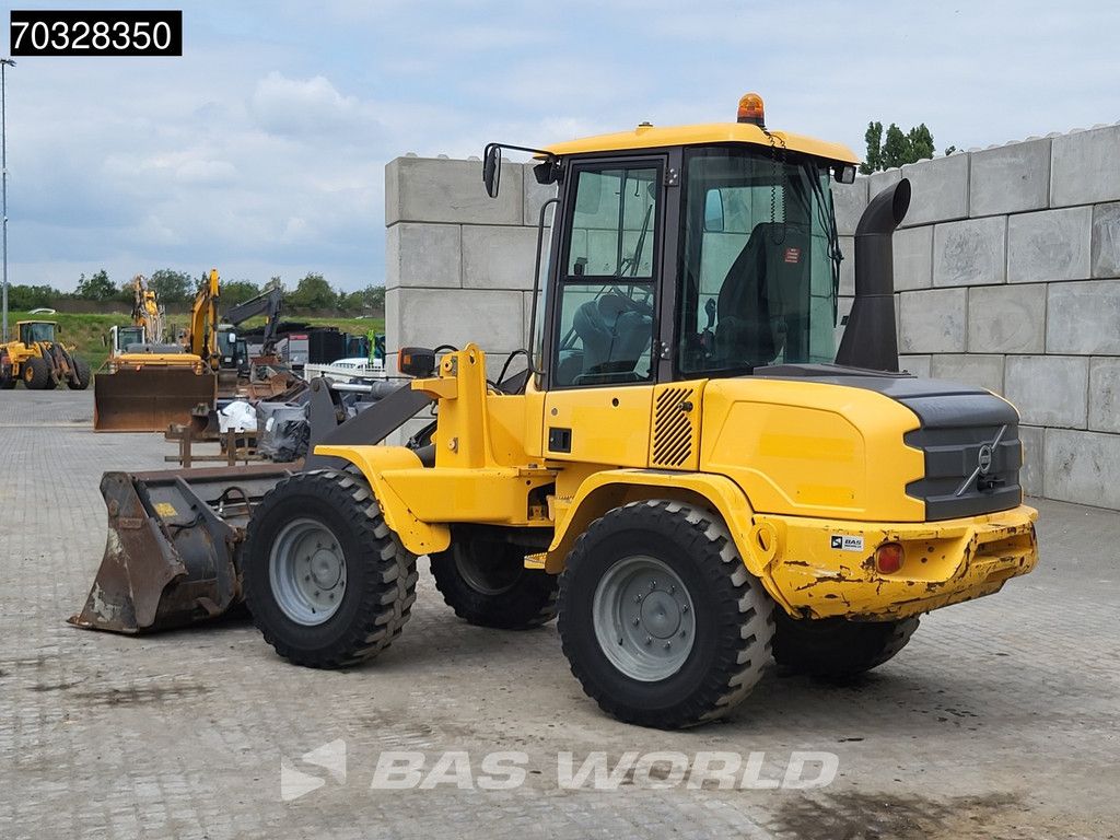 Volvo L30 G
