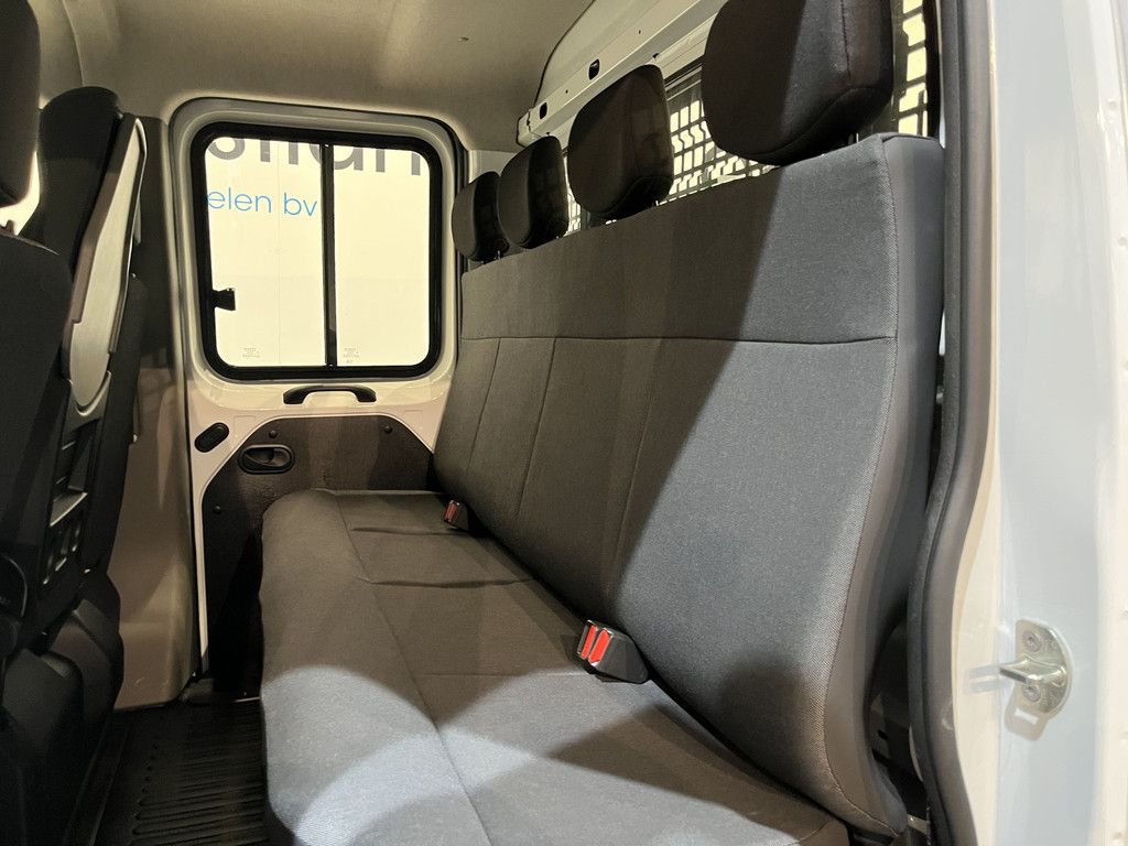 Nissan INTERSTAR 2.3 L3 DC 145 PK / Open Laadbak / Dubbel Cabine 7 Pers. / Trekhaak 3500 KG / Airco / Cruise Control / CarPlay / Dubbel Lucht / 21.500 KM !!