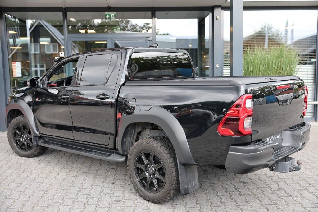 Toyota Hilux 2.8 D-4D DUBBEL CABIN GR SPORT A/T 2 ZITS 4WD VAN