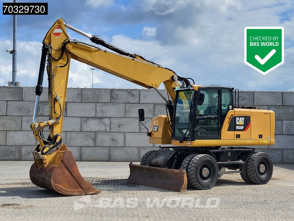 Caterpillar M320 F