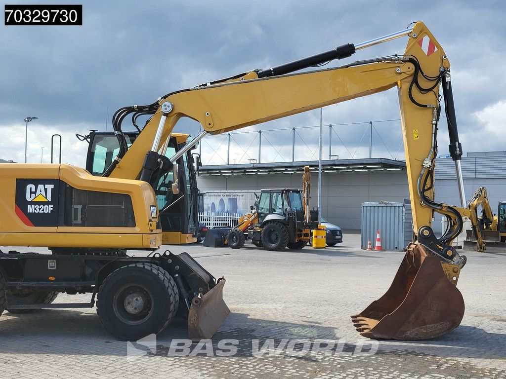 Caterpillar M320 F