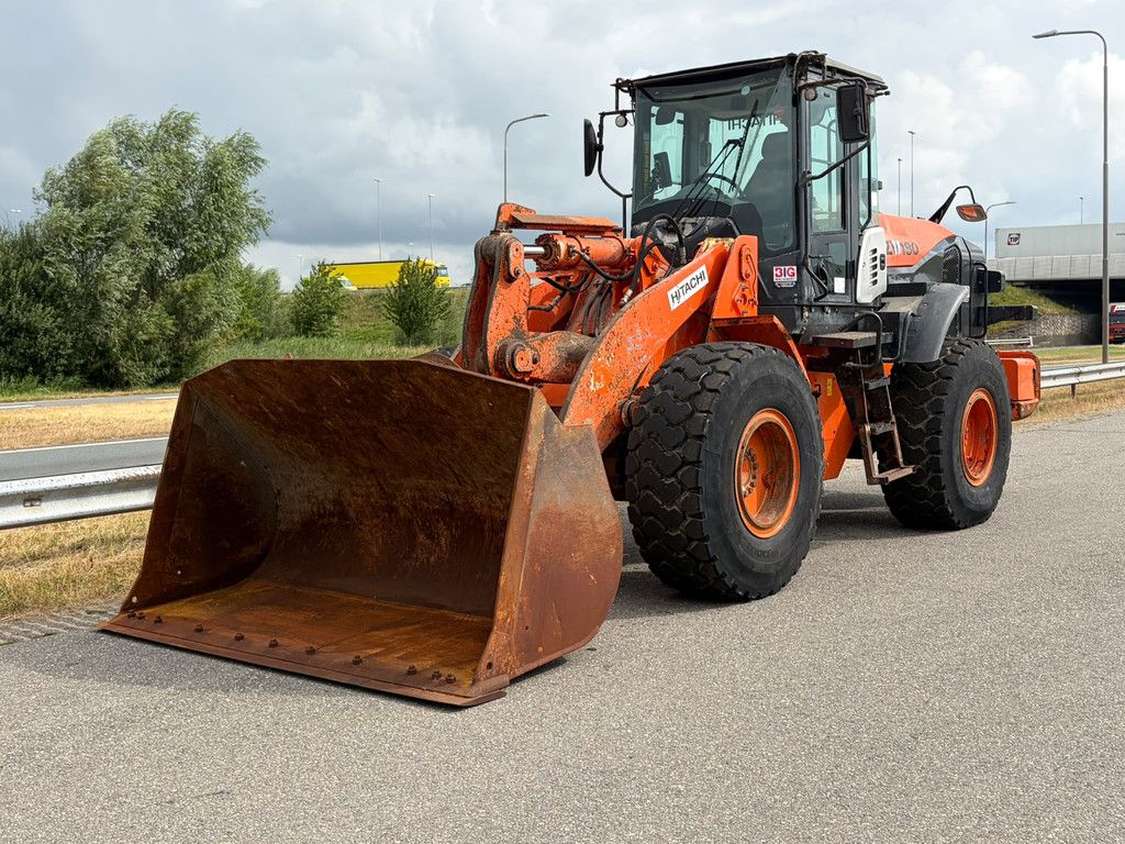 Hitachi ZW180-5B