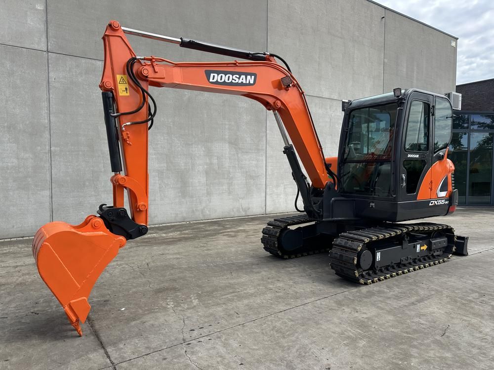 2018 Doosan DX55-9C Mid-Size Excavator