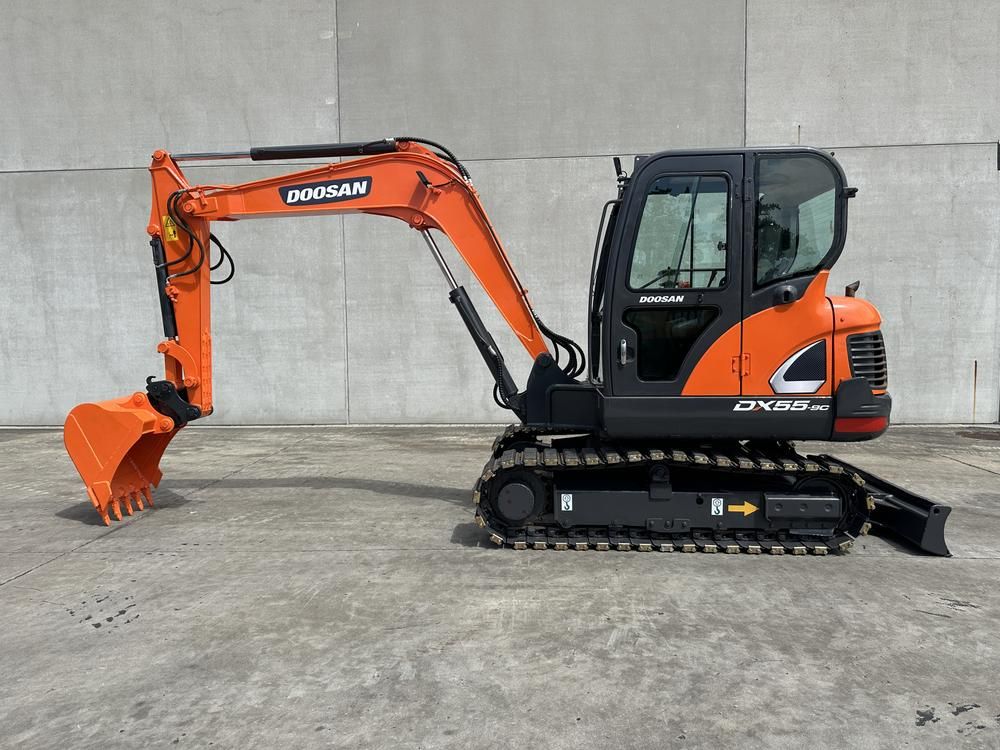 2018 Doosan DX55-9C Mid-Size Excavator