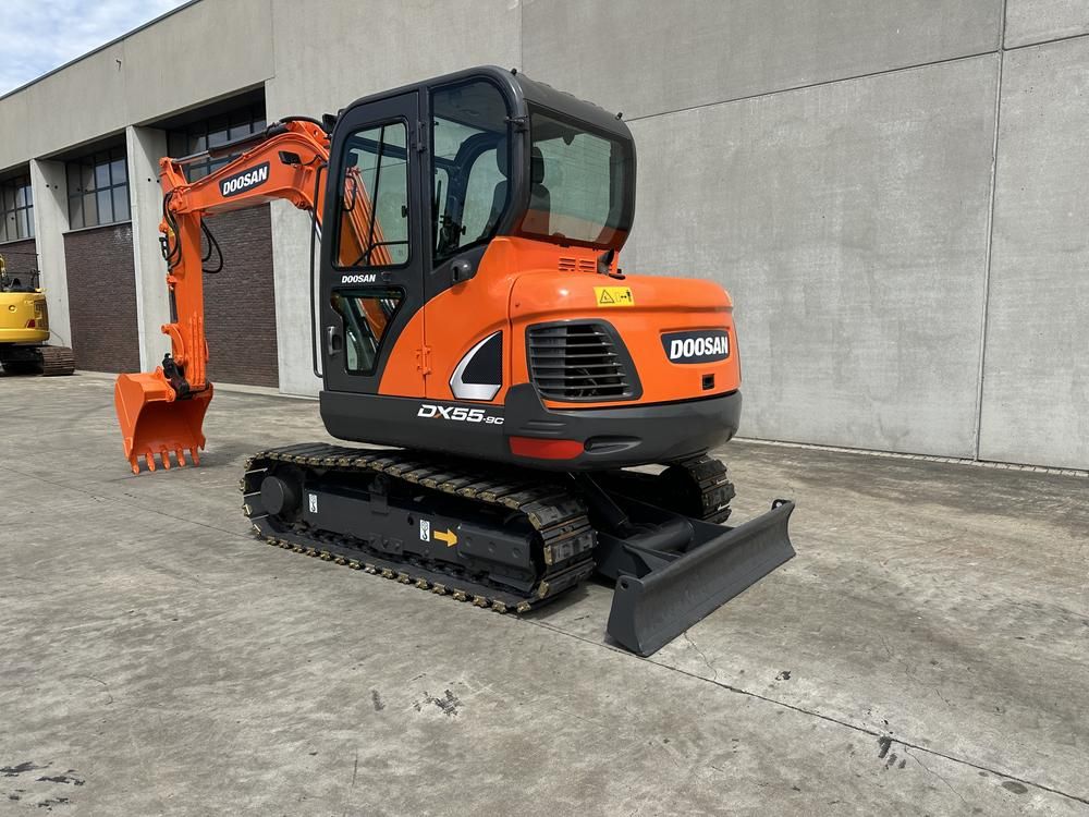 2018 Doosan DX55-9C Mid-Size Excavator