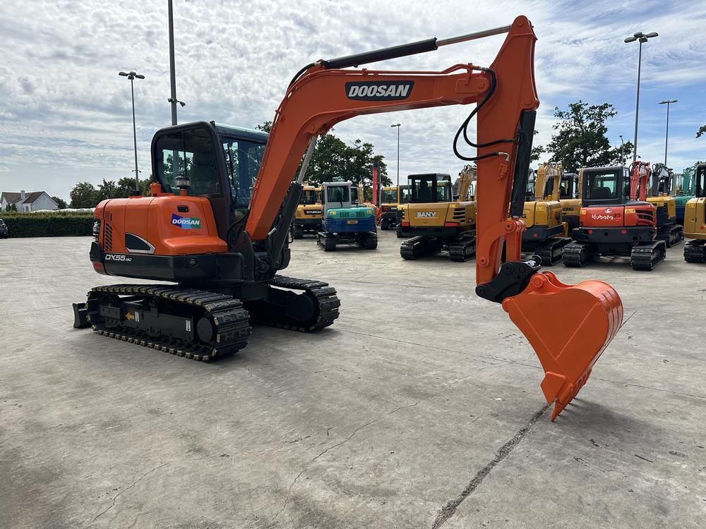 2018 Doosan DX55-9C Mid-Size Excavator