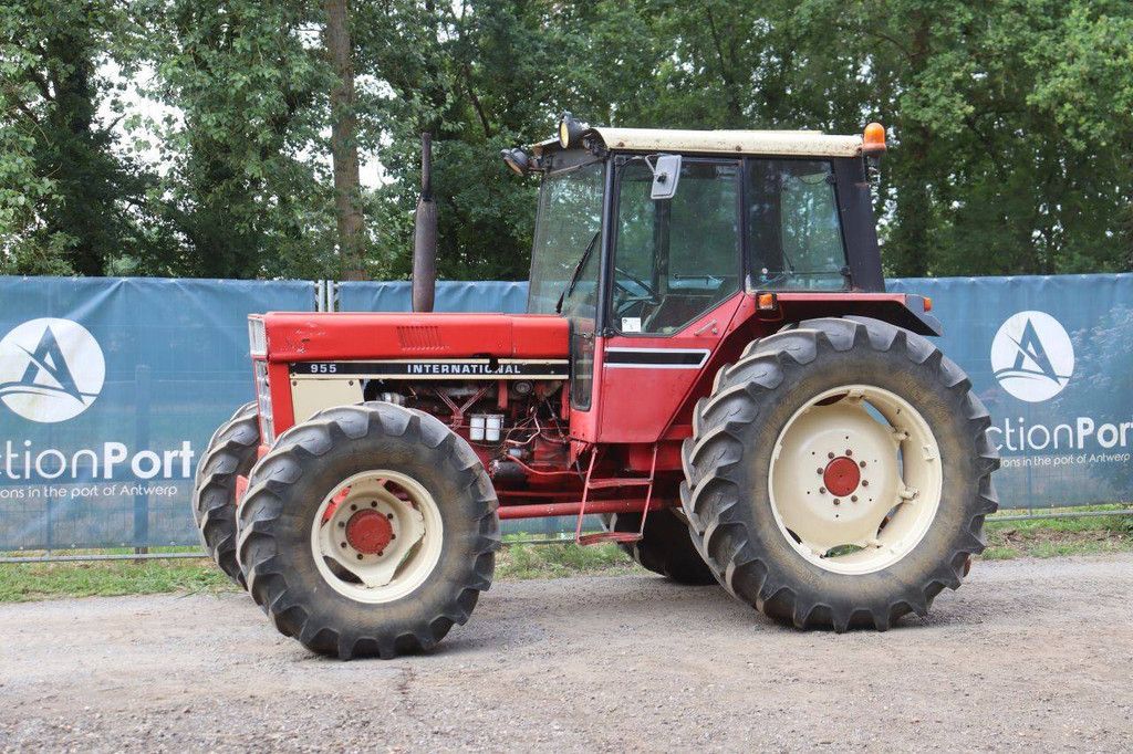 Tractor International Harvester 955 AF Diesel 90pk (Marge)