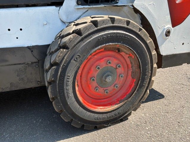 Bobcat S590 Skid Steer Loader