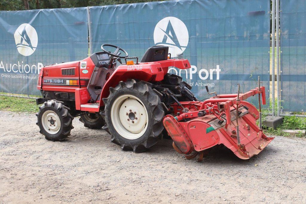 Minitractor Mitsubishi MT16 Diesel 15.8pk met grondfrees