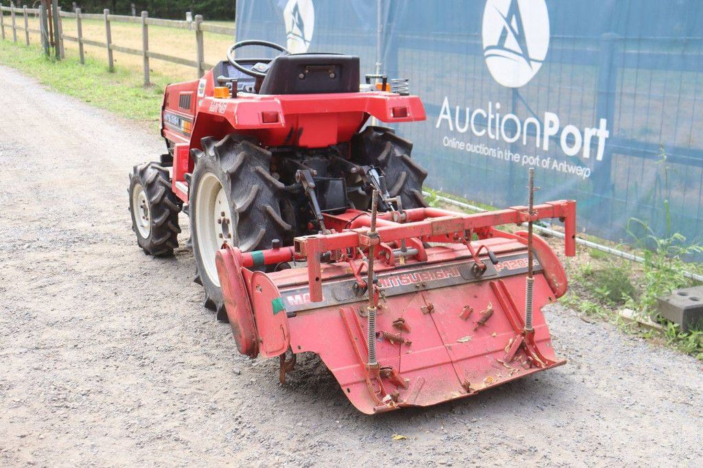 Minitractor Mitsubishi MT16 Diesel 15.8pk met grondfrees