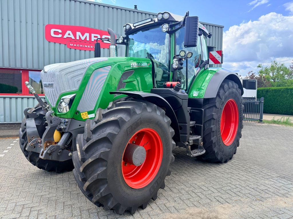 Fendt 828 S4 Vario Profi Plus