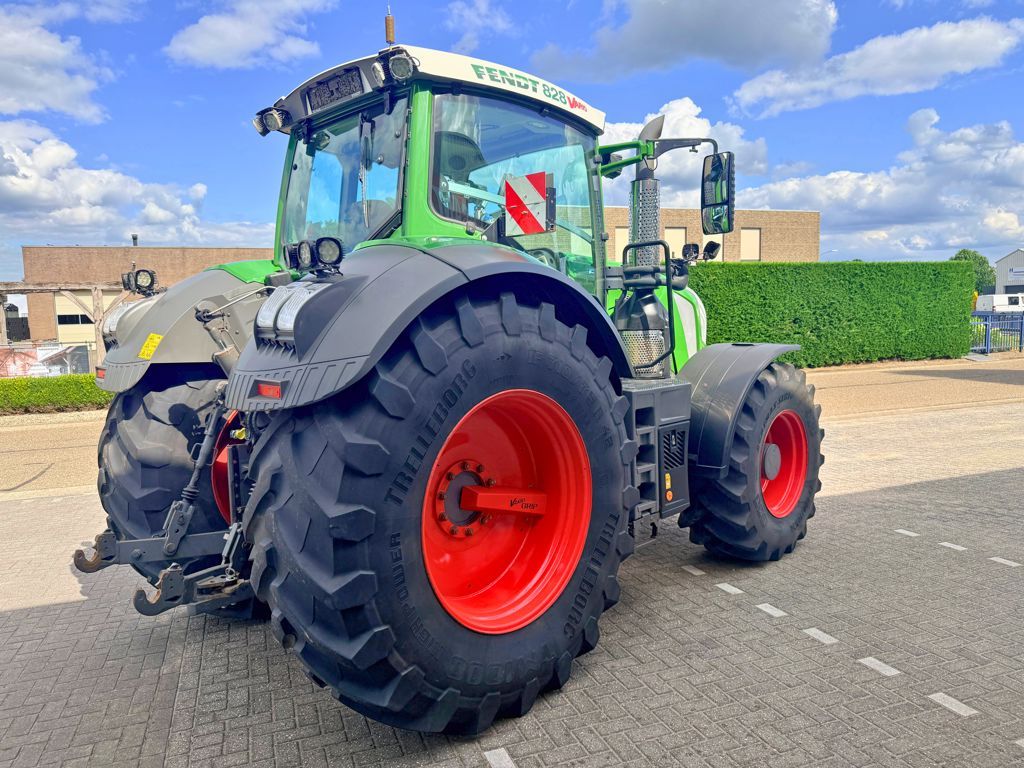 Fendt 828 S4 Vario Profi Plus