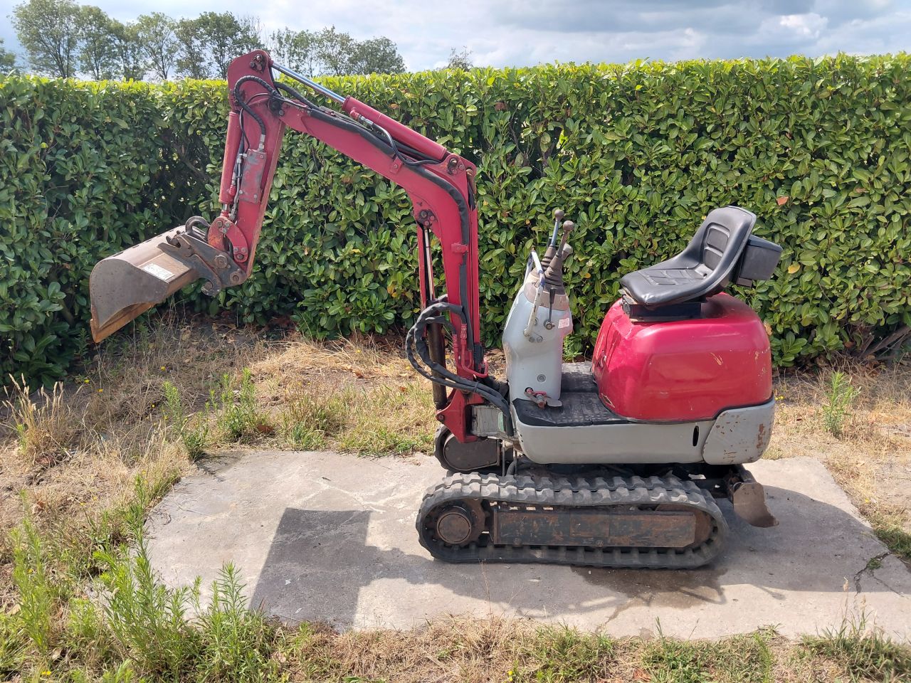 Minigraver Hitachi EX / Minikraan / Graafmachine