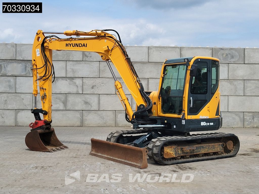 Hyundai R80 CR-9A