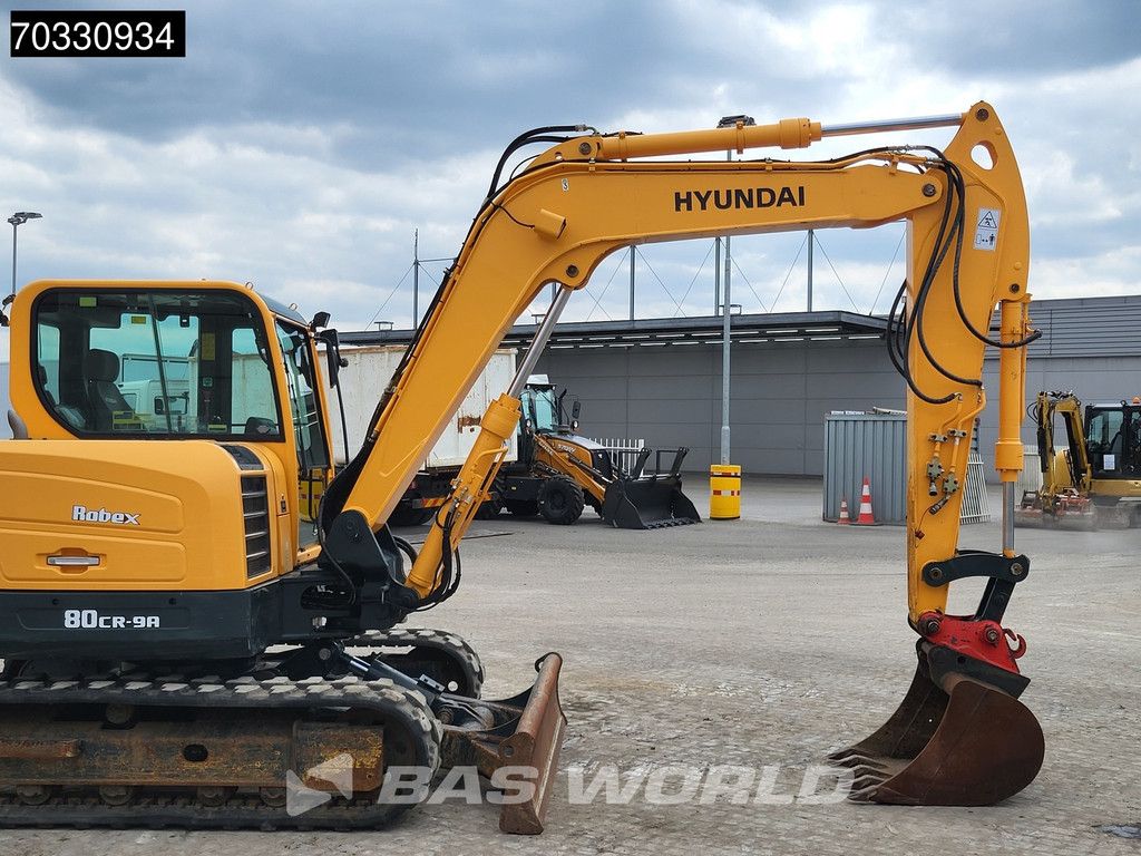 Hyundai R80 CR-9A
