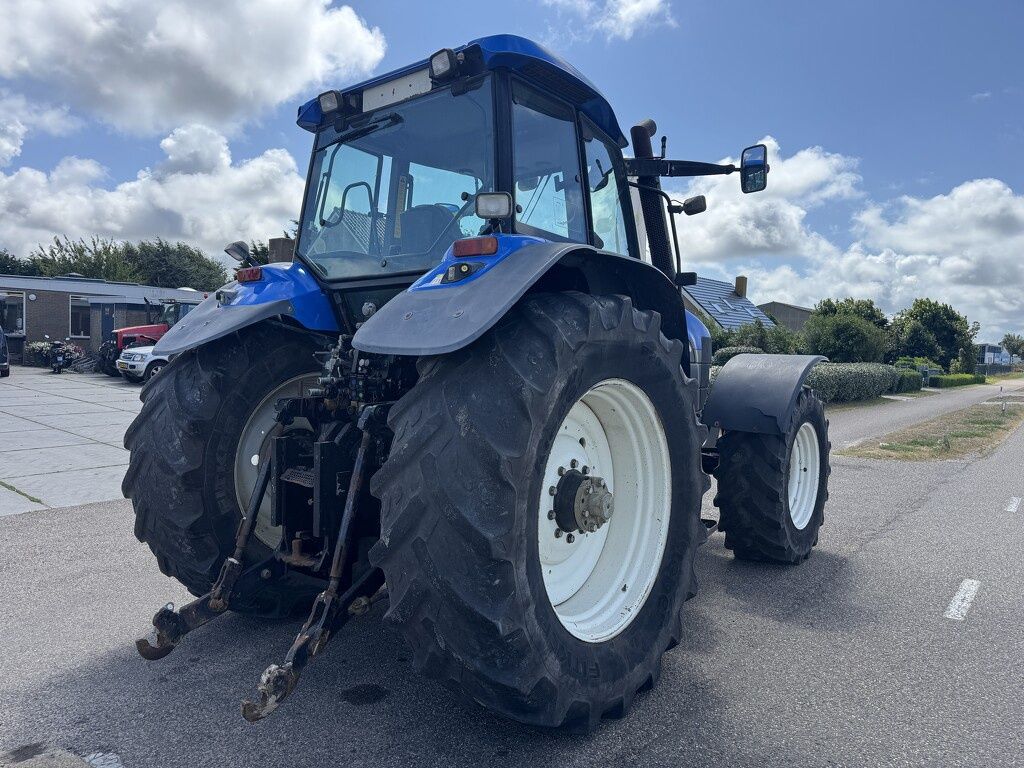 New Holland TM 190