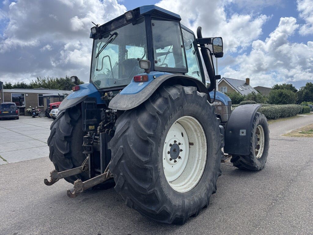 New Holland TM 165