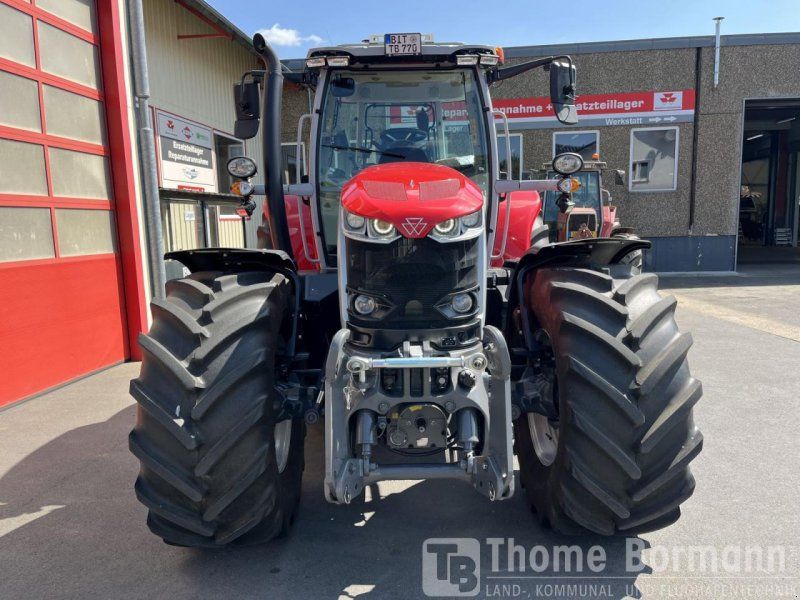 Massey Ferguson 7S.180 Dyna-VT Exclusive