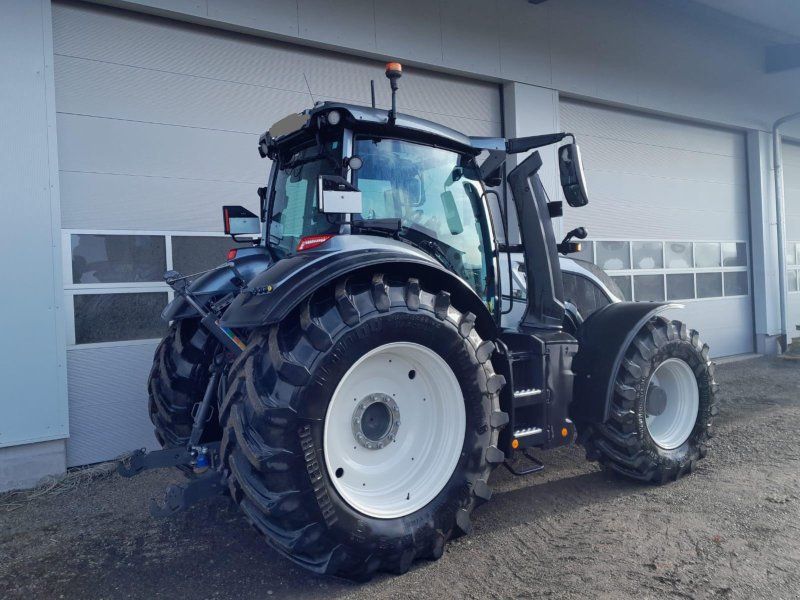 Valtra Q305