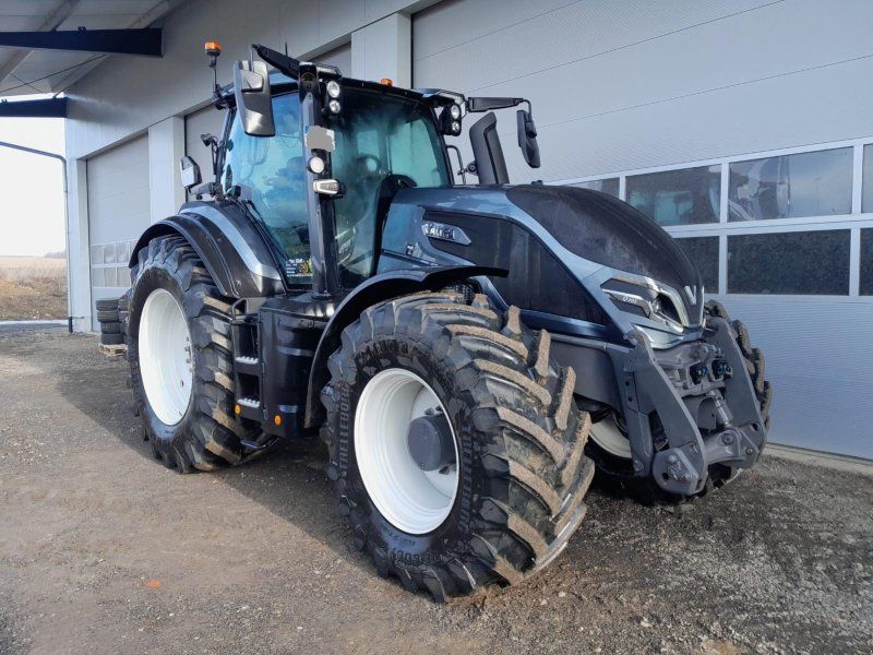 Valtra Q305
