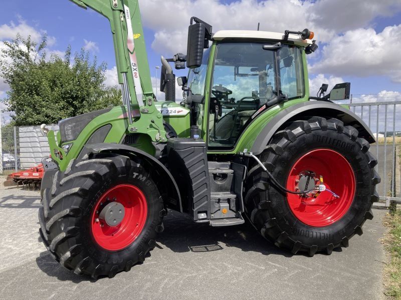 Fendt 724 VARIO S4 PROFI PLUS