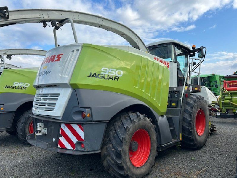 Claas Jaguar 950 + ORBIS 750 Bj. 2016