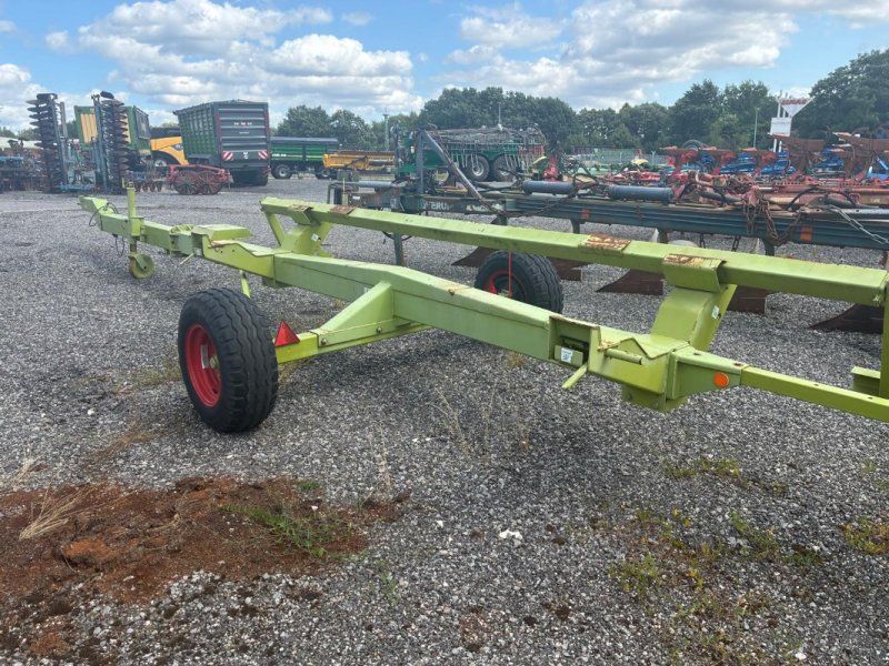 Claas Transportwagen für V750