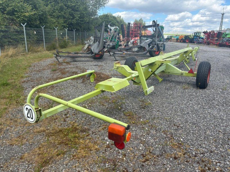 Claas Transportwagen für V750