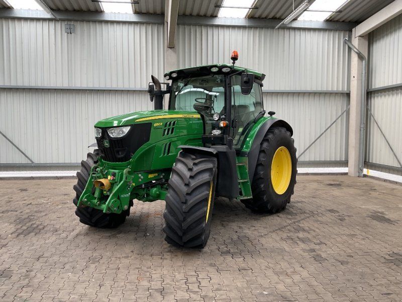 John Deere 6150 R