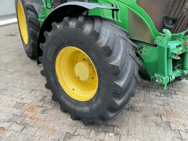 John Deere 6190R