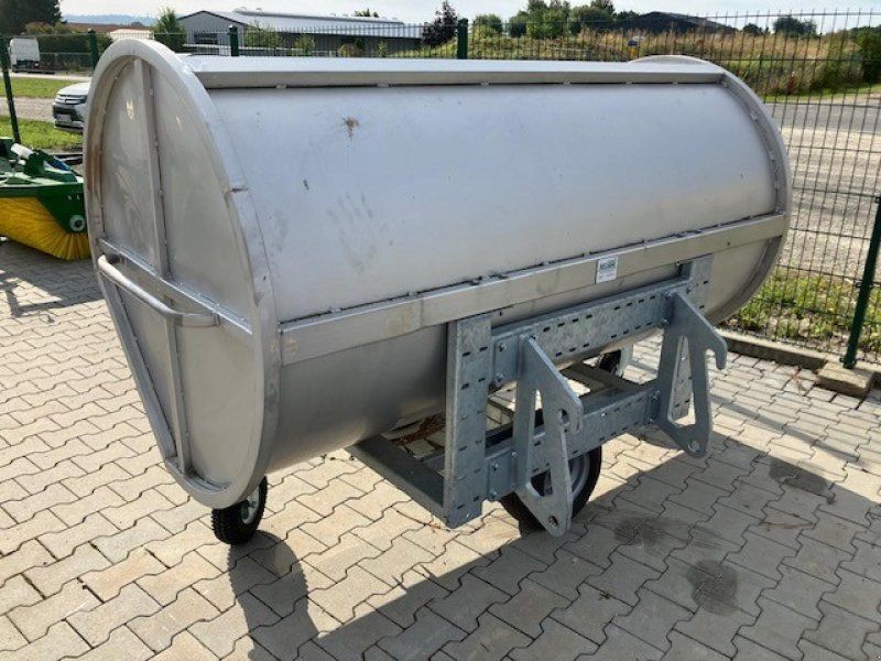 Kneilmann 2.400l Stallkuli
