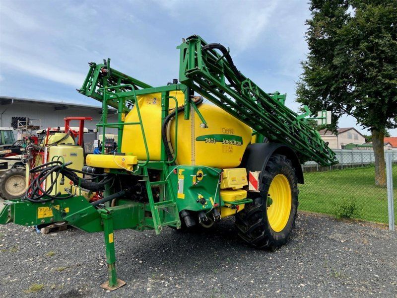 John Deere JD 740i