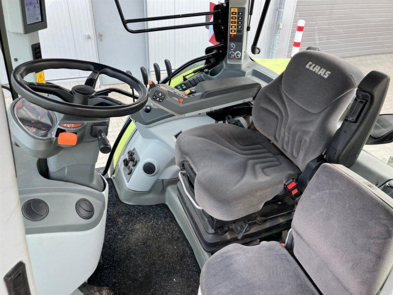 Claas Arion 610 HexashiftS