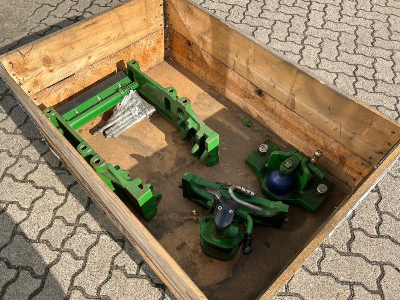 John Deere 3-in-1 Anhängebock 390 mm K80 & automatische AHK