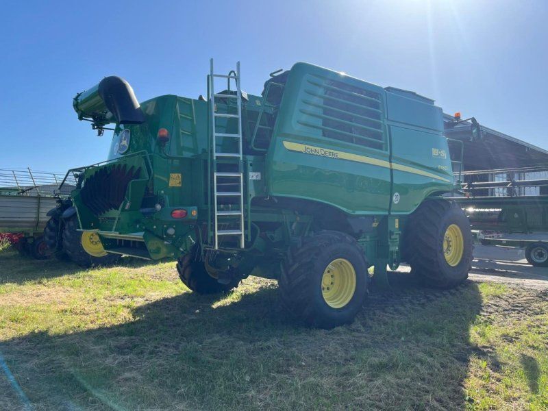 John Deere W660