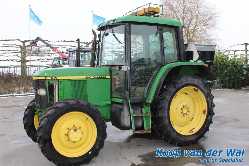 John Deere 6000-10 4 cyl.