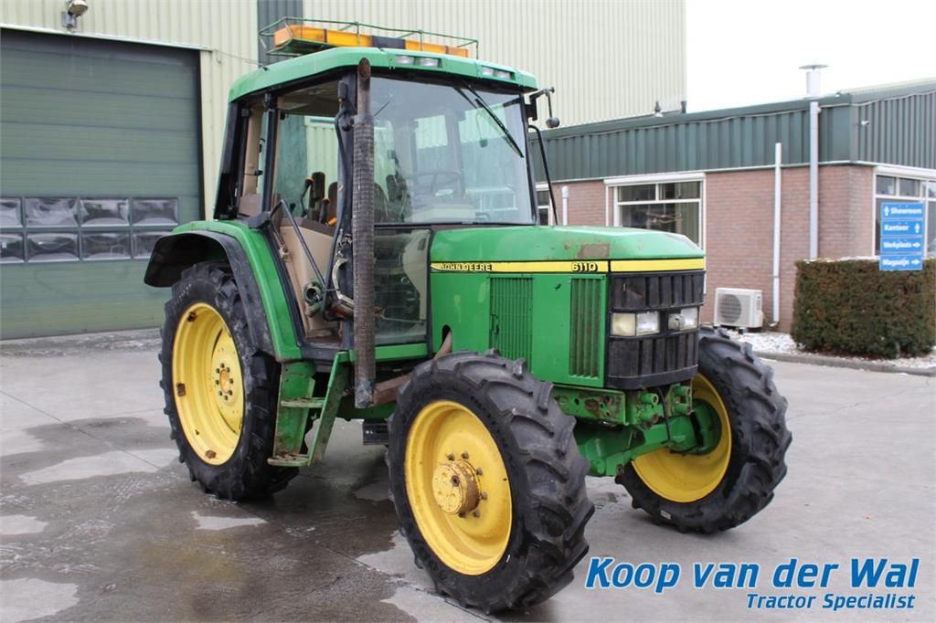 John Deere 6000-10 4 cyl.