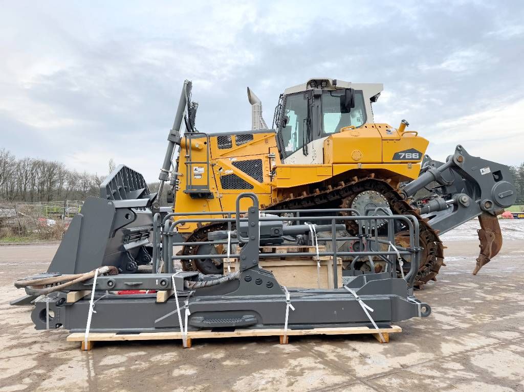 Liebherr PR766 05 Gen 8 - NEW! 149 Hours! - CAT D9